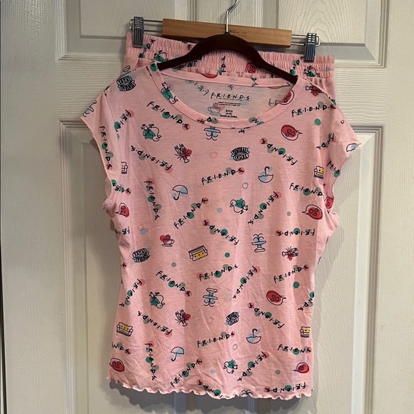 FRIENDS Other - FRIENDS Pink Pajama Set with Fun Print